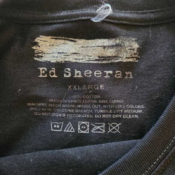 Ed Sheeran Eyes Closed T-shirt Purchase From The Ed Sheeran Shop Size XXL - Picture 4 of 5